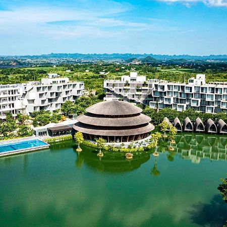 Wyndham Grand Vedana Ninh Binh Resort Exterior photo