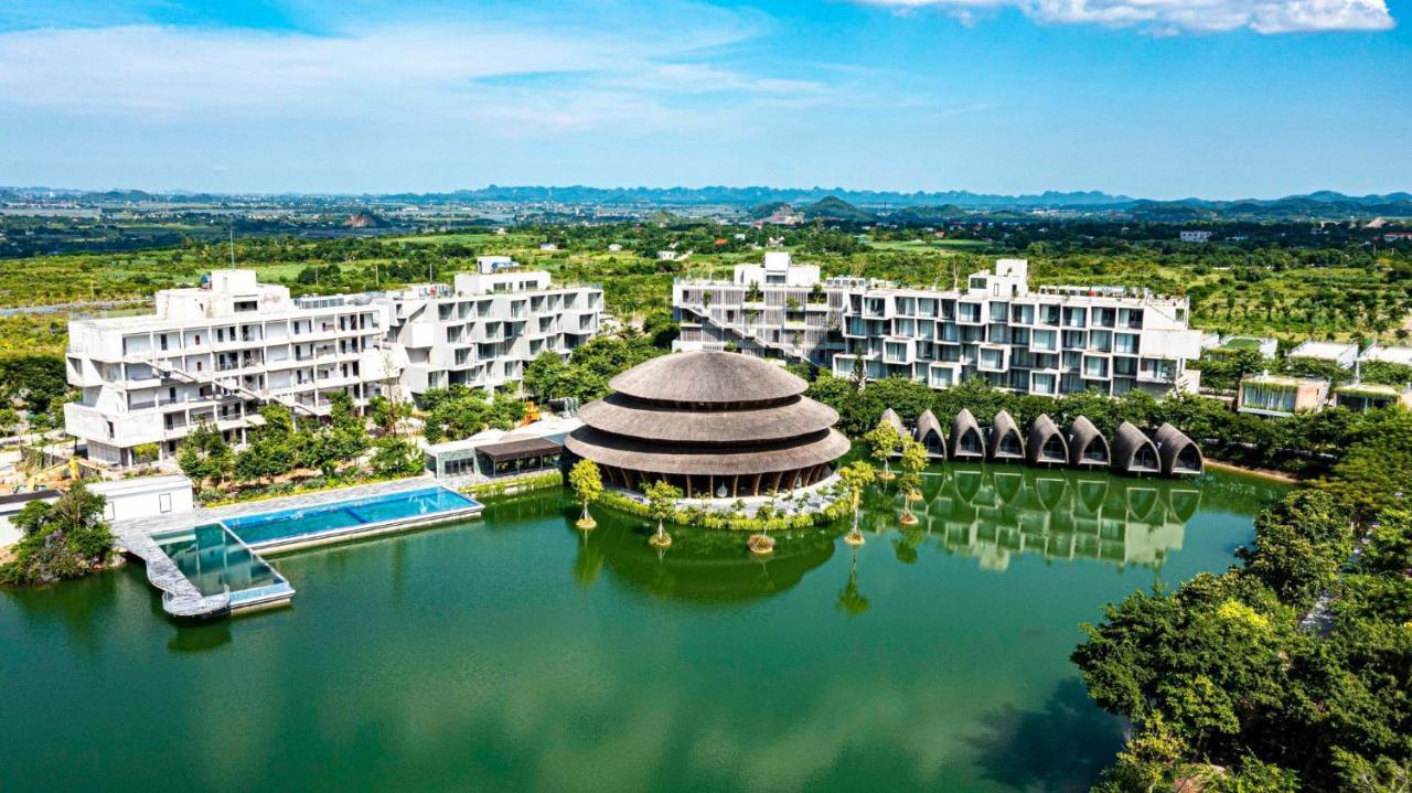 Wyndham Grand Vedana Ninh Binh Resort Exterior photo