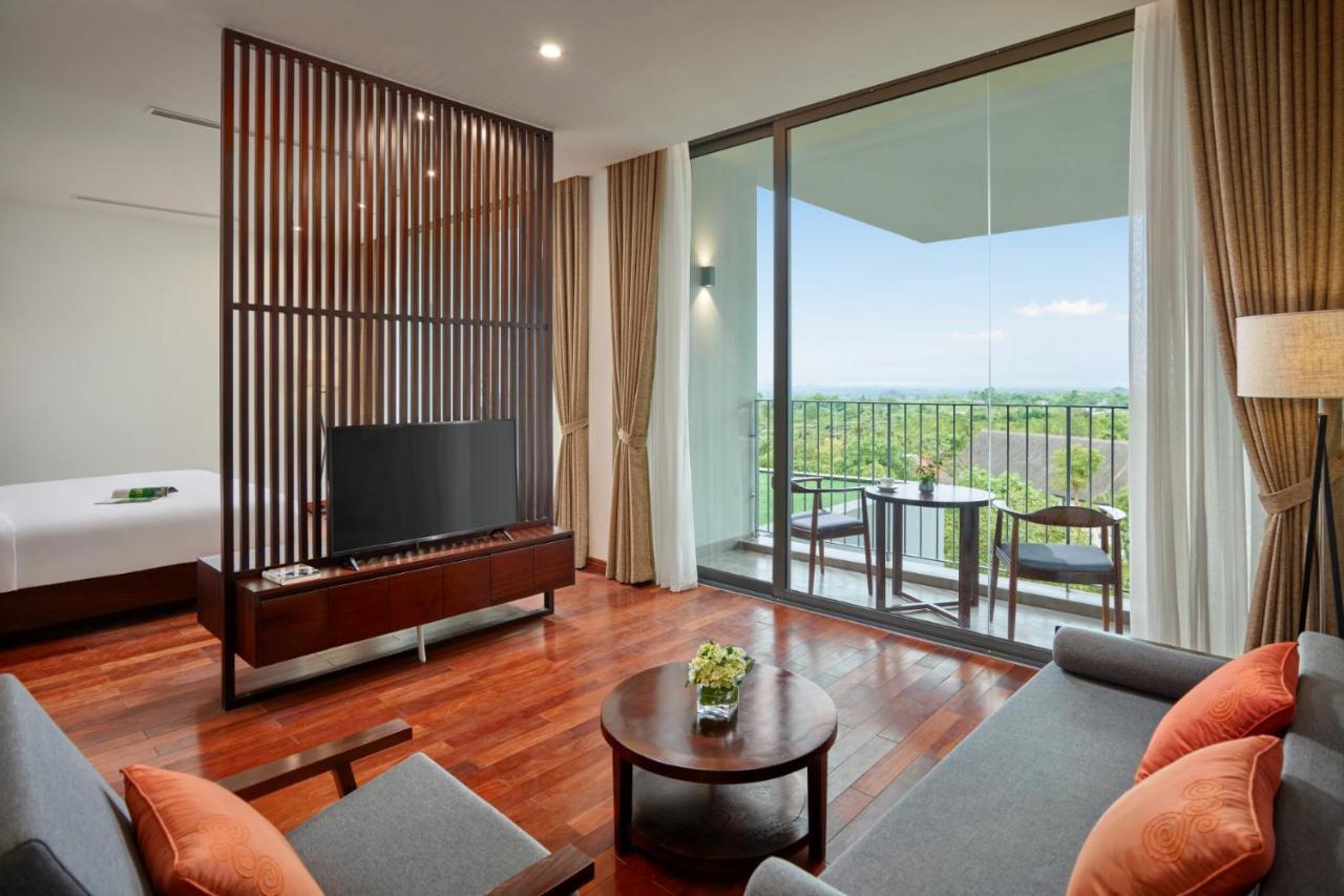 Wyndham Grand Vedana Ninh Binh Resort Exterior photo